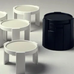 Beistelltische^Cassina 780 Beistelltisch 4-teilig