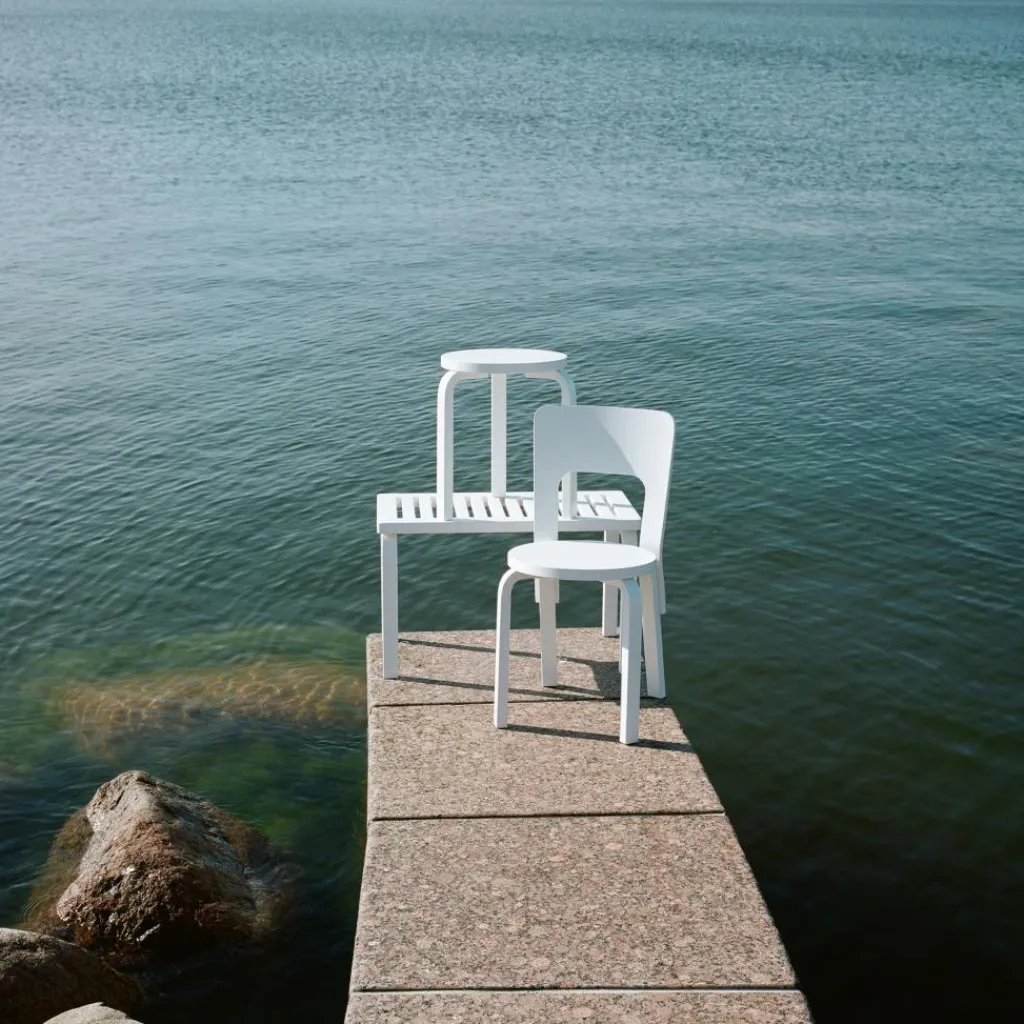 Hocker^Artek 60 Hocker Gestell lackiert