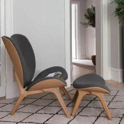 Hocker^Umage A Conversation Piece Ottoman