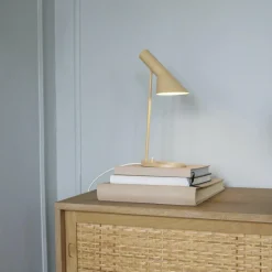 Tischleuchten|Nachttischleuchten^Louis Poulsen AJ Mini Tischleuchte
