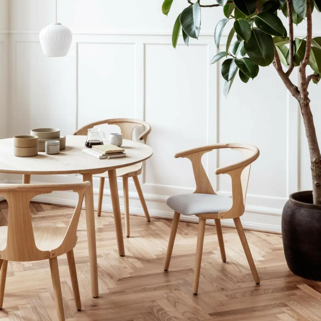 &Tradition Aktionsset In Between SK2 Stuhl gepolstert + Fell| Stühle