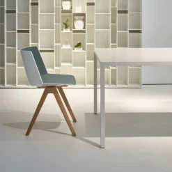 MDF Italia Aïku Stuhl mit Beinen aus Eiche| Stühle