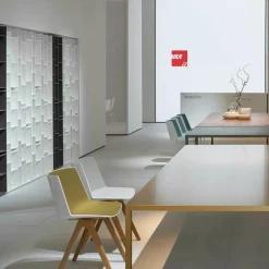 MDF Italia Aïku Stuhl mit Beinen aus Eiche| Stühle