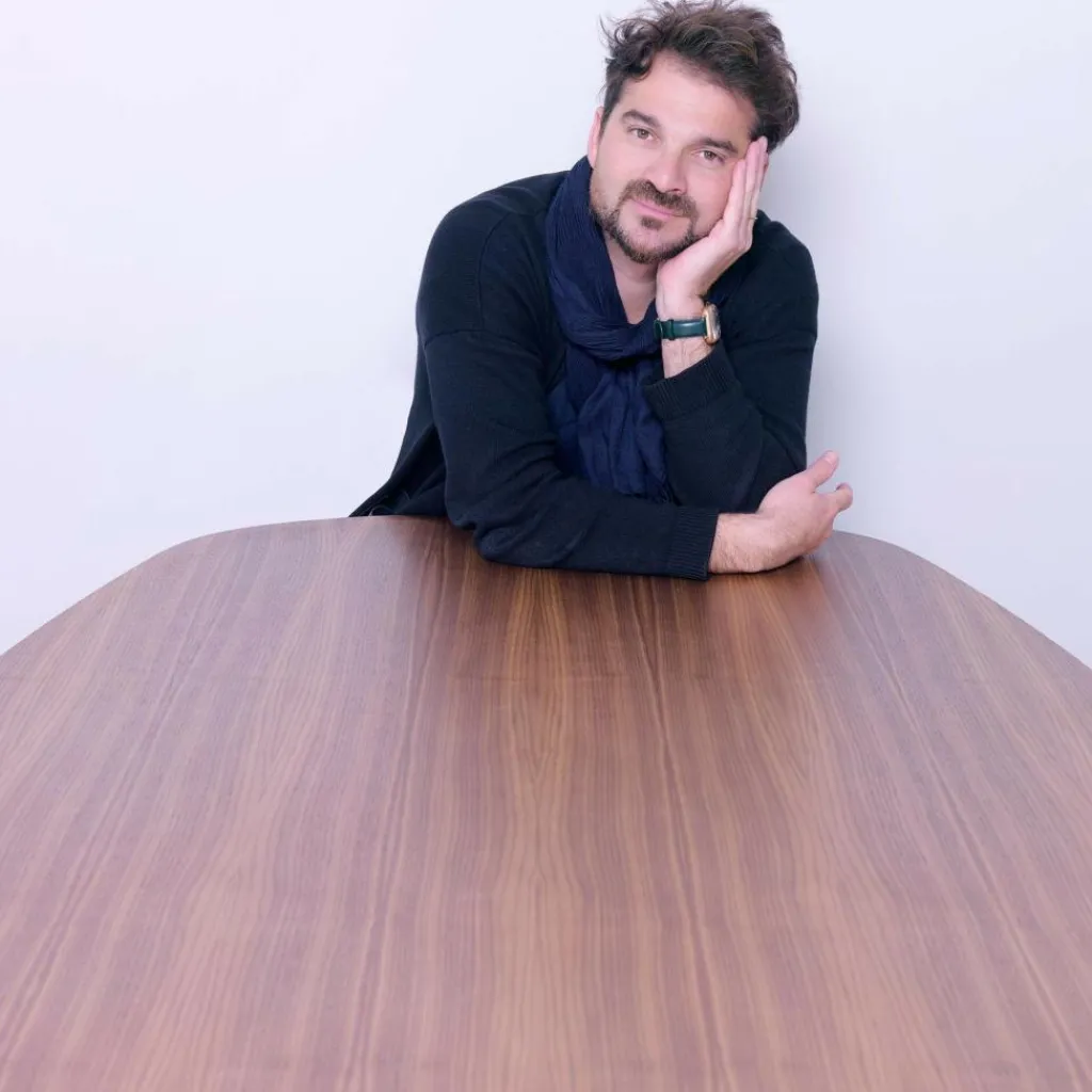 Tische|Esstische^Fritz Hansen Analog™ JH83 Esstisch 245x105cm