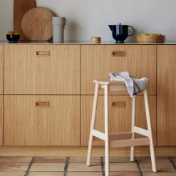 Barhocker^Form & Refine Angle Barhocker 65cm