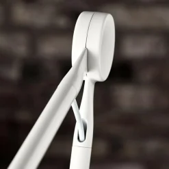 Fritz Hansen AQ01™ LED Wandleuchte| Wandleuchten