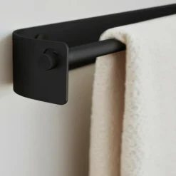 Badaccessoires^Form & Refine Arc Handtuchhalter einarmig