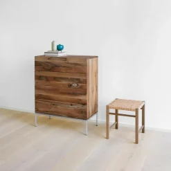 Hocker^e15 Aswan Hocker