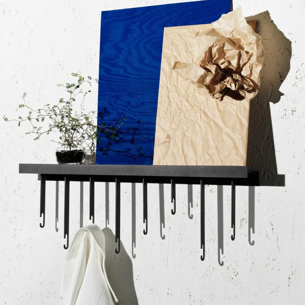 Garderoben^Design House Stockholm Atelier Wandgarderobe