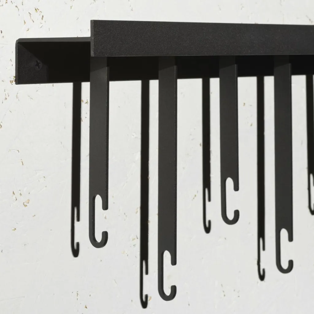 Garderoben^Design House Stockholm Atelier Wandgarderobe