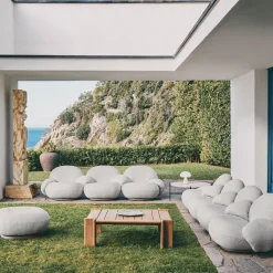 Garten-Beistelltische^Gubi Atmosfera Gartenbeistelltisch 113x100cm