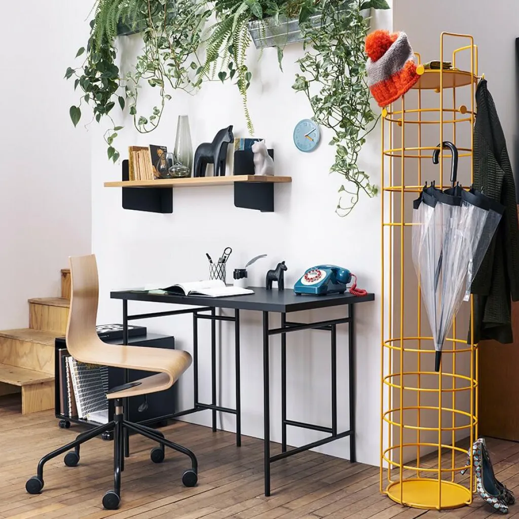 Richard Lampert Bazar Standgarderobe| Garderoben