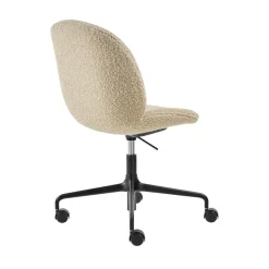 Bürostühle^Gubi Beetle Meeting Stuhl Vollpolsterung