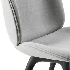 Stühle^Gubi Beetle Schalenstuhl Vollpolsterung Gestell Kunststoff