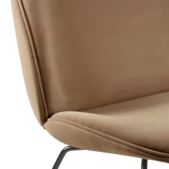 Sofas^Gubi Beetle 2-Sitzer Sofa