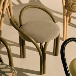 Hocker^Gubi Bistra Hocker Gestell Oliv