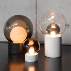 pulpo Boule Small Tischleuchte Sockel weiß| Tischleuchten|Nachttischleuchten