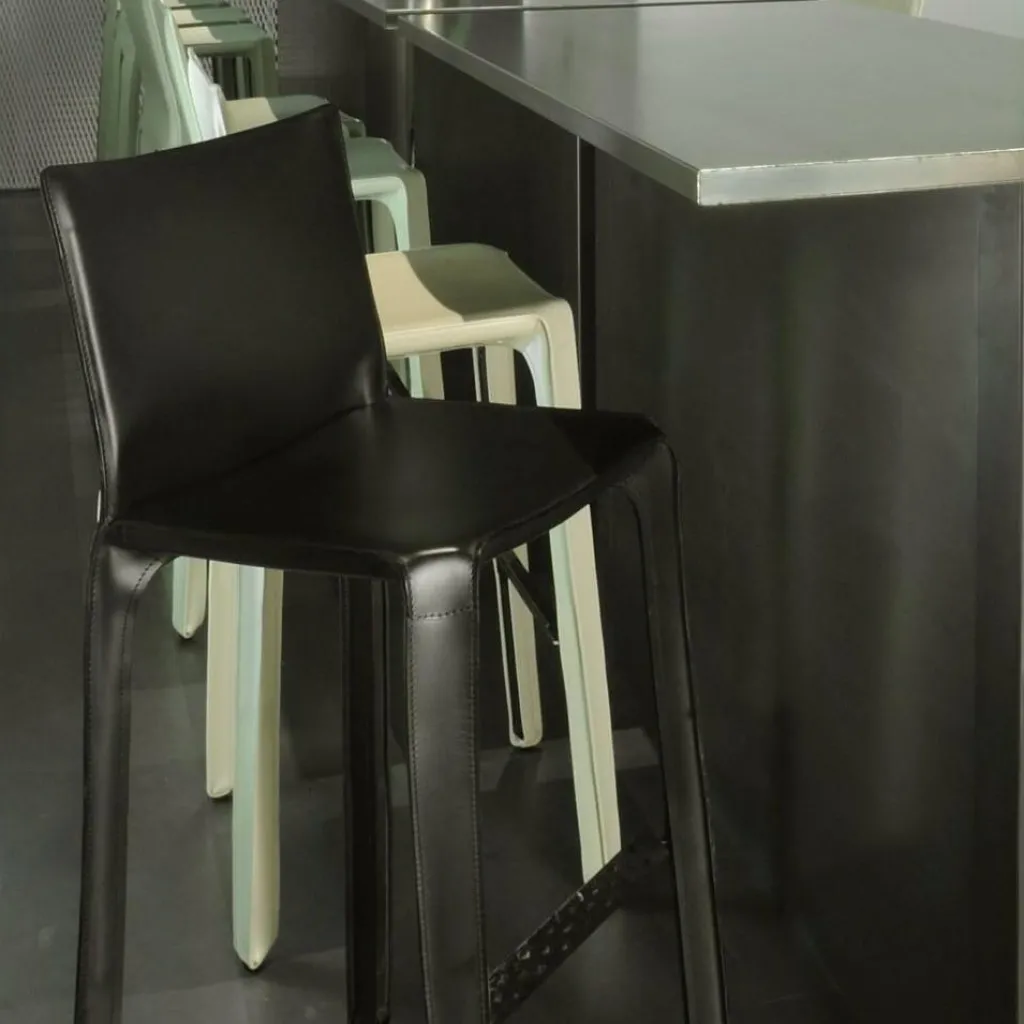 Barhocker^Cassina Cab Mario Bellini Barhocker 68cm