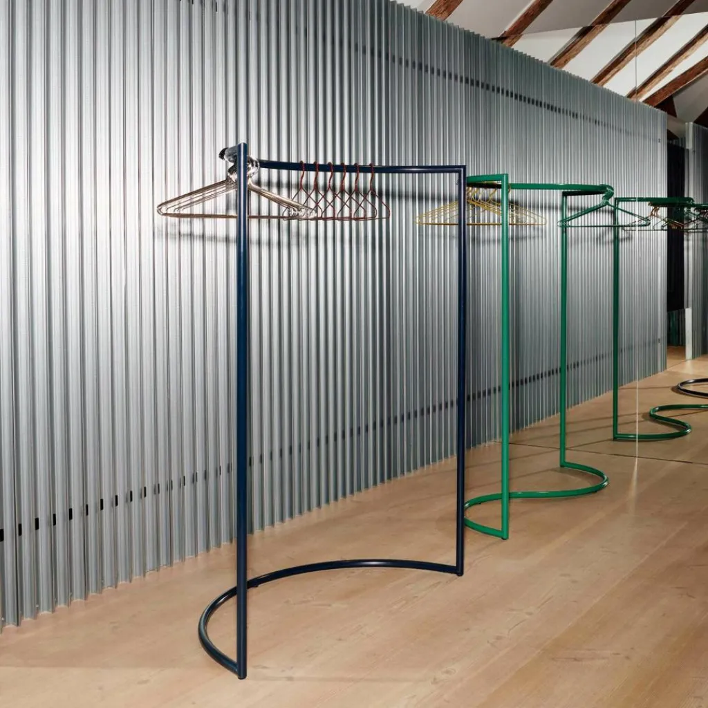 HAY Colour Rack Garderobenständer C-Form| Garderoben