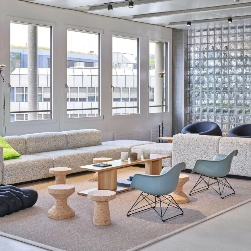 Kindertische^Vitra Cork A Beistelltisch