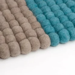 Teppiche^myfelt Cube Filzkugelteppich rechteckig