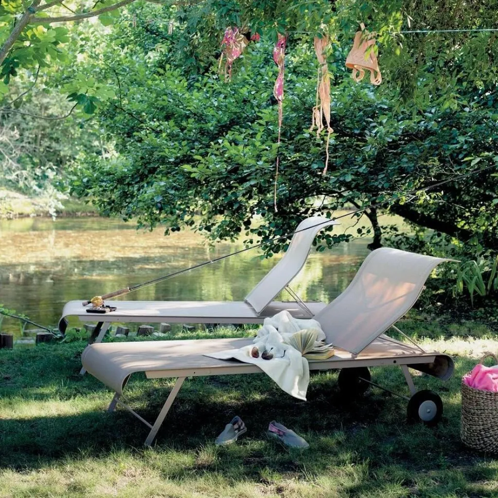 Gartenliegen^Fermob Dune Sonnenliege