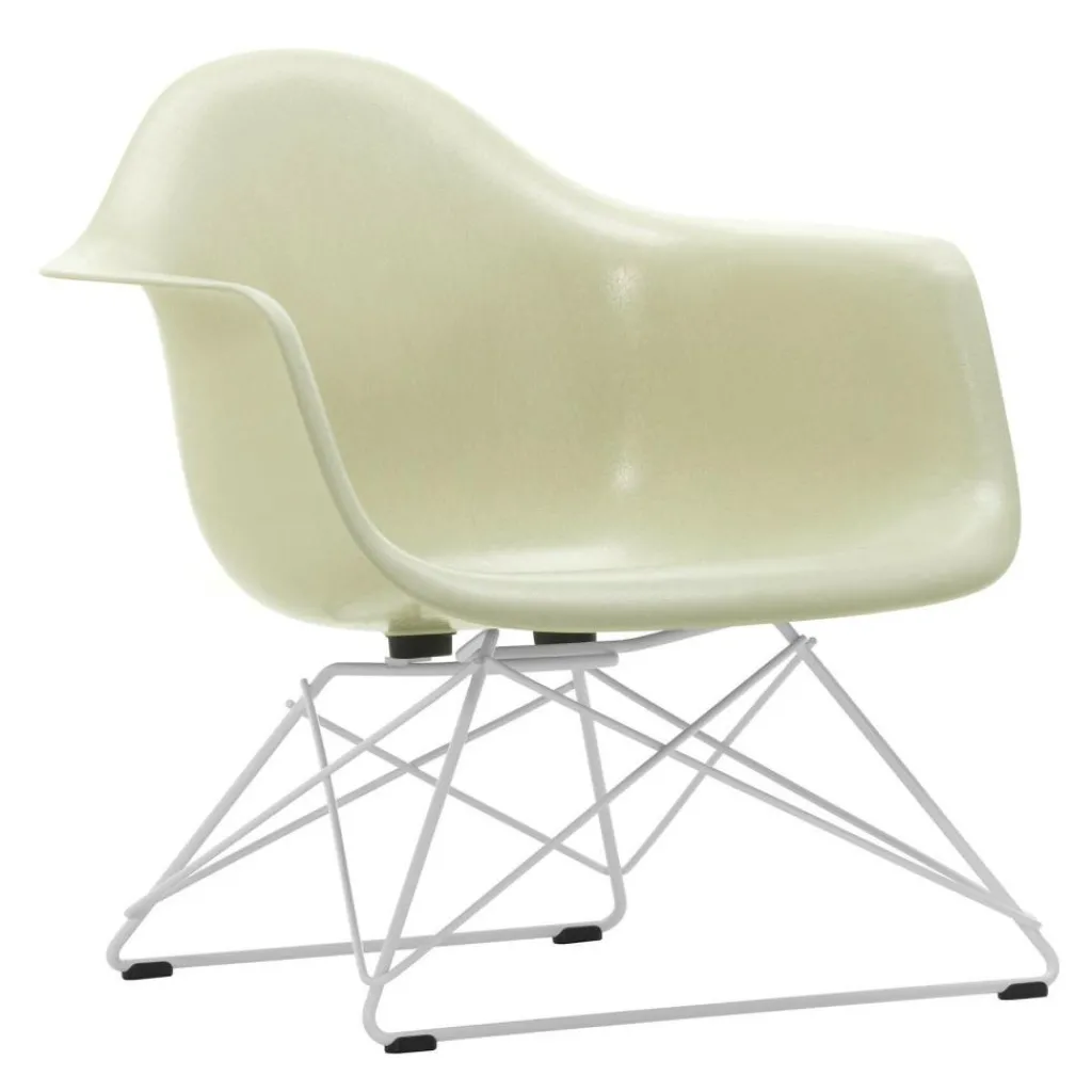 Sessel^Vitra Eames Fiberglass Armchair LAR Gestell weiß