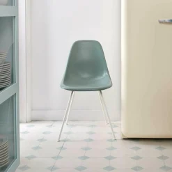 Stühle^Vitra Eames Fiberglass Side Chair DSX Gestell weiß