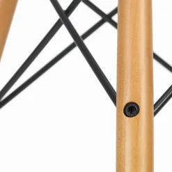 Vitra Eames Plastic Armchair DAW RE Ahorn dunkel| Stühle