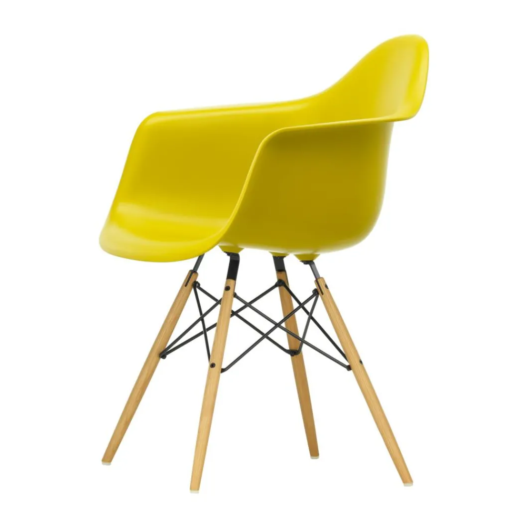 Stühle^Vitra Eames Plastic Armchair DAW RE Gestell Esche