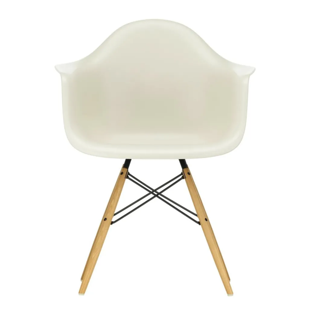 Stühle^Vitra Eames Plastic Armchair DAW RE Gestell Esche