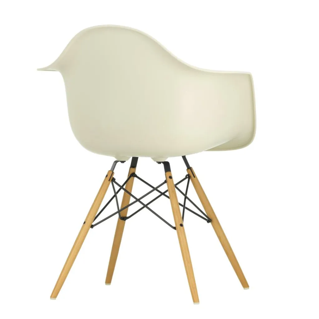 Stühle^Vitra Eames Plastic Armchair DAW RE Gestell Esche