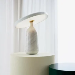 Nachttischleuchten^Normann Copenhagen Eddy LED Tischleuchte