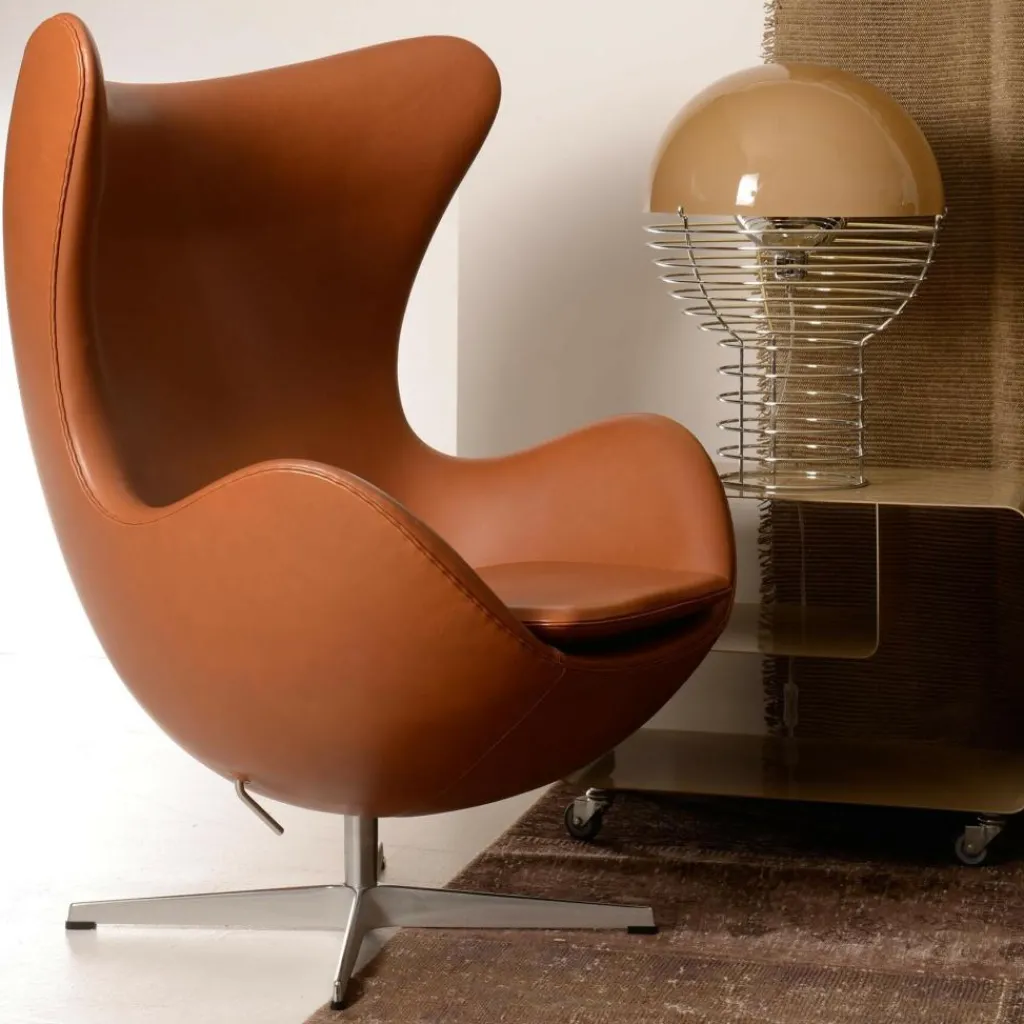 Fritz Hansen Egg/ Das Ei™ Loungesessel Leder| Sessel