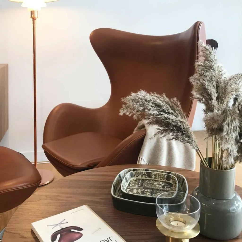 Fritz Hansen Egg/ Das Ei™ Loungesessel Leder| Sessel