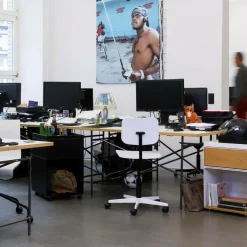 Richard Lampert Eiermann 1 Tisch 160x80cm Gestell mittig 110x66x66cm| Schreibtische