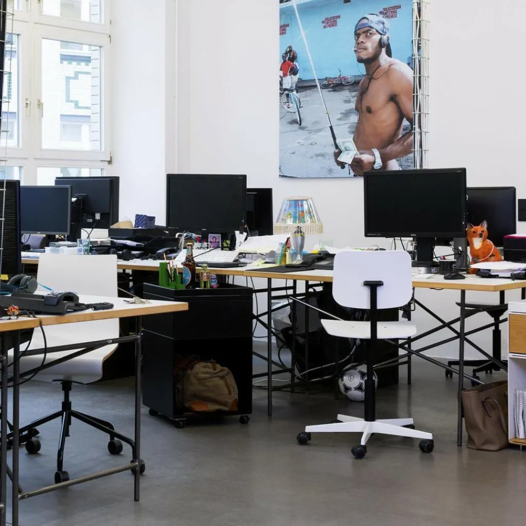 Richard Lampert Eiermann 1 Tisch 160x80cm Gestell exzentrisch 110x66x66cm| Tische