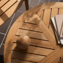 Carl Hansen Embrace E022 Gartenesstisch| Gartentische