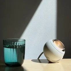 GRAU Falling In Love LED Boden-/Tischleuchte| Tischleuchten