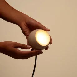 Nachttischleuchten^GRAU Falling In Love LED Boden-/Tischleuchte