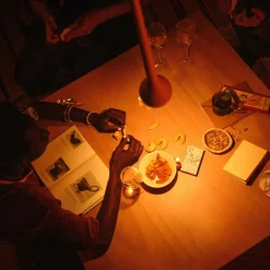 Pendelleuchten^GRAU Falling Sun LED Pendelleuchte mit App-Steuerung