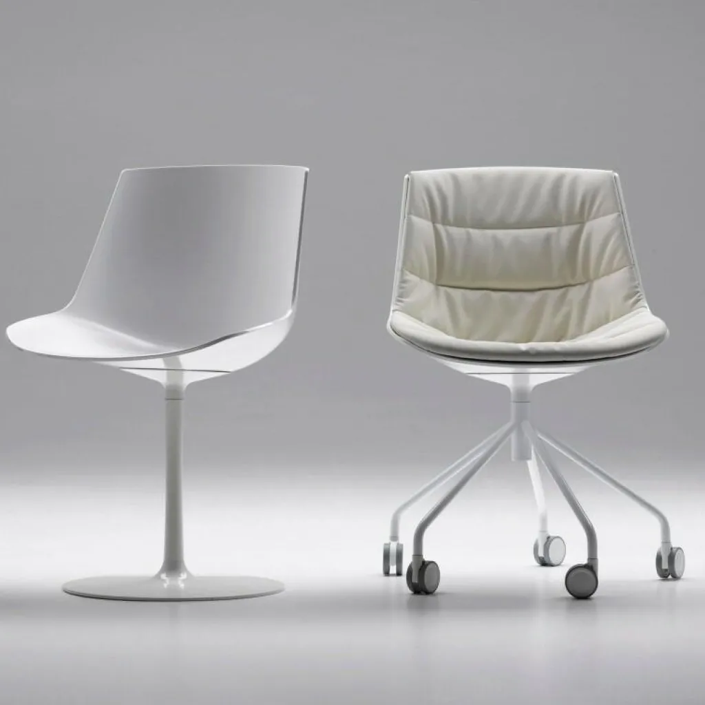 MDF Italia Flow Drehstuhl gepolstert mit Tellerfuß| Stühle