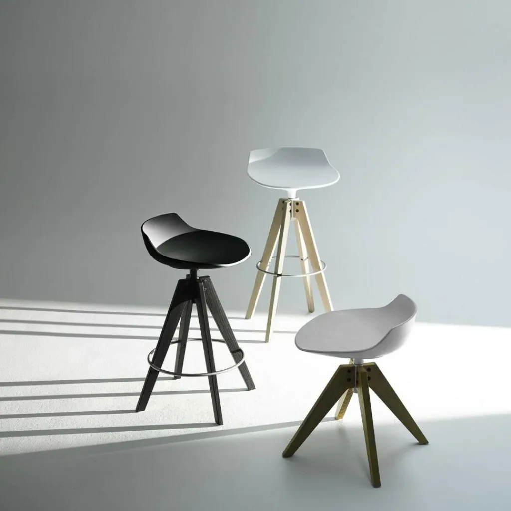 Hocker^MDF Italia Flow Hocker Gestell Eiche 44cm