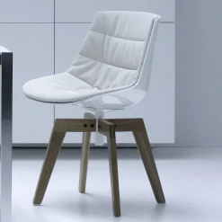 Stühle^MDF Italia Flow Stuhl gepolstert Gestell Eiche