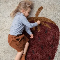 Teppiche^Ferm Living Fruiticana Tufted Erdbeere Teppich 180x120cm