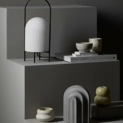 Nachttischleuchten^Woud Ghost Tischleuchte