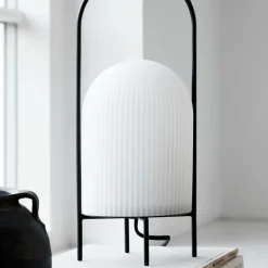 Nachttischleuchten^Woud Ghost Tischleuchte