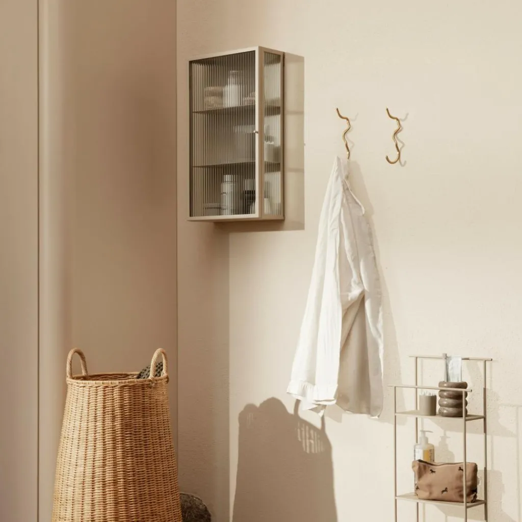 Schränke^Ferm Living Haze Wandschrank geriffeltes Glas