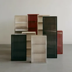 Ferm Living Haze Wandschrank geriffeltes Glas 35x60cm Edelstahl| Schränke