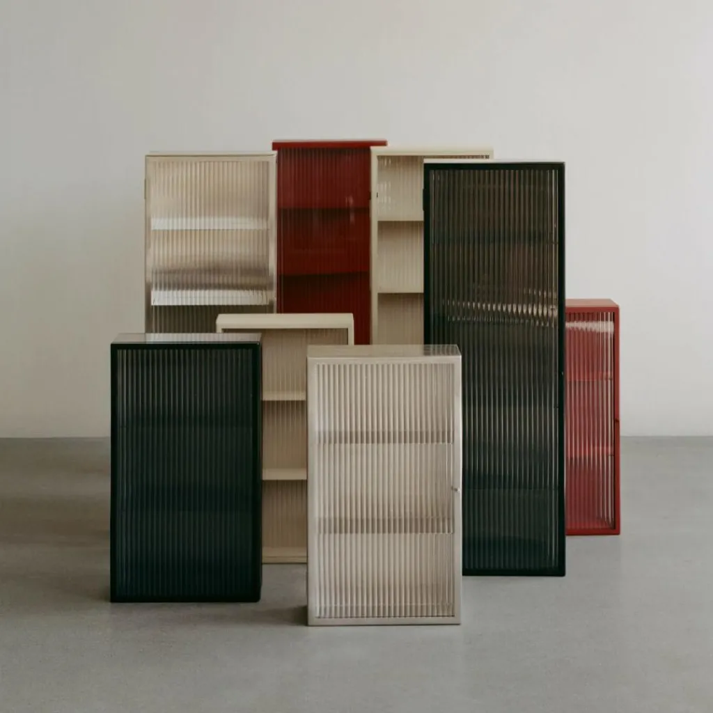 Ferm Living Haze Wandschrank geriffeltes Glas 35x60cm Edelstahl| Schränke